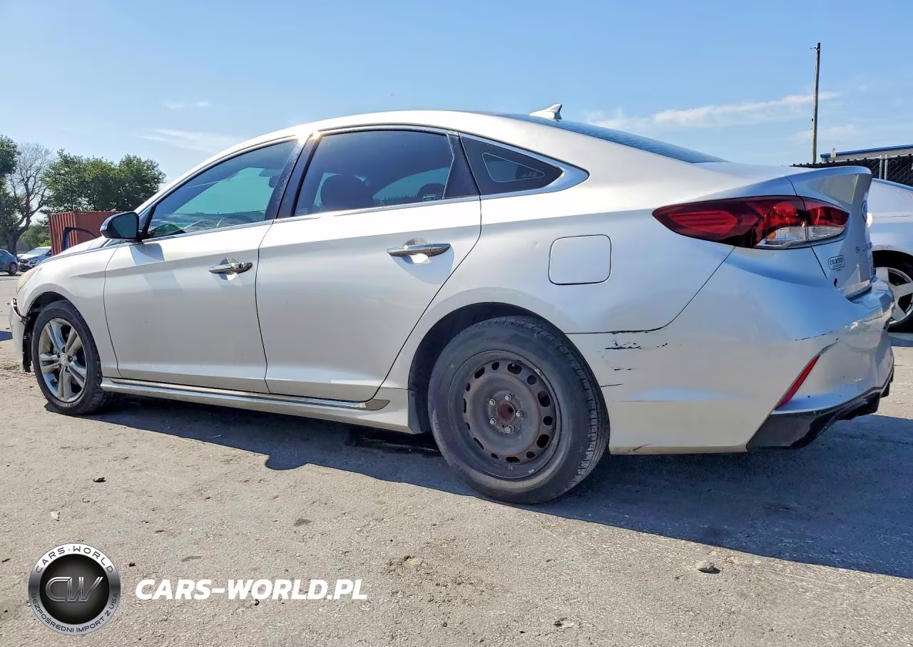 2018 Hyundai Sonata Sport VIN:5NPE34AF5JH684684 - 2