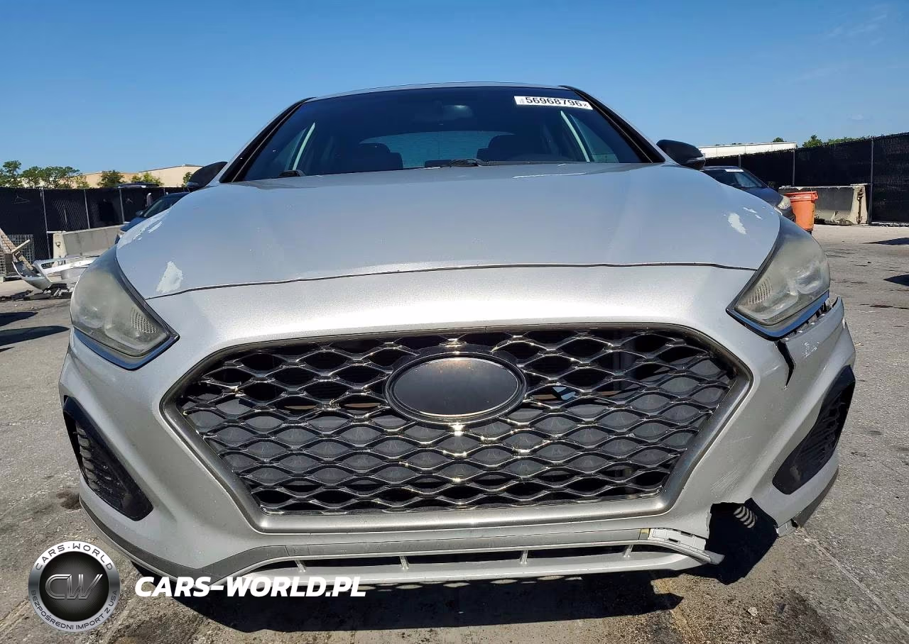 2018 Hyundai Sonata Sport VIN:5NPE34AF5JH684684 - 5