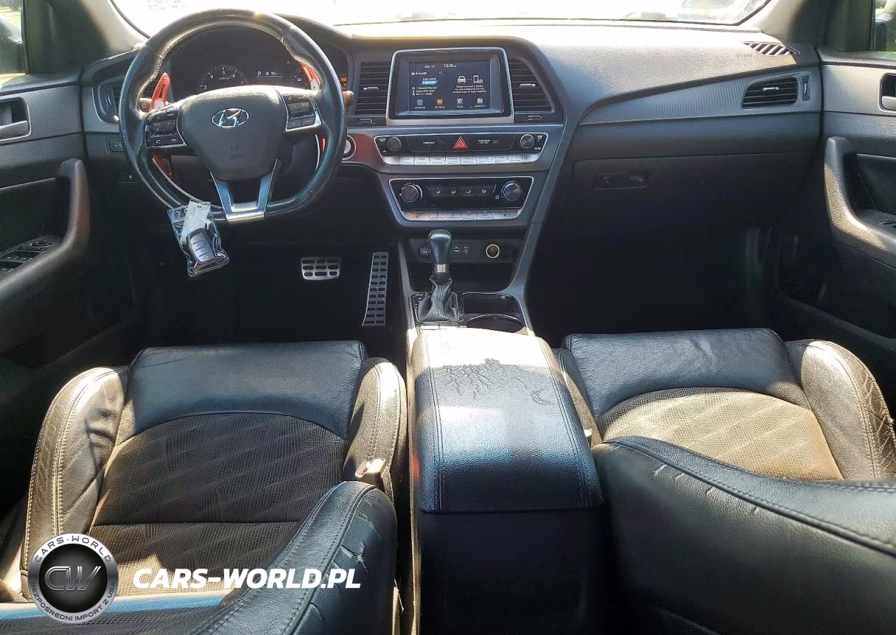 2018 Hyundai Sonata Sport VIN:5NPE34AF5JH684684 - 8