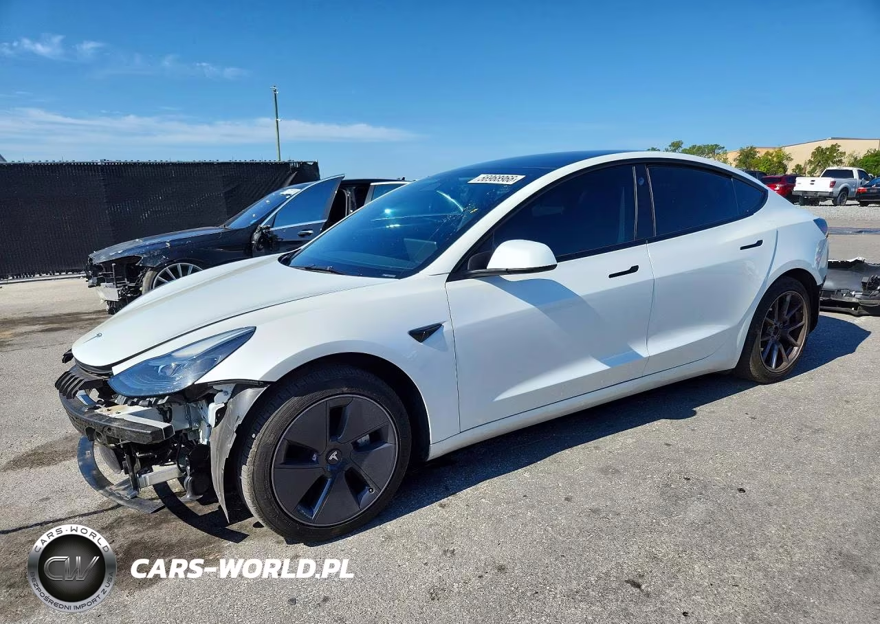 2023 Tesla Model 3 – zdjęcie 1 z 12
