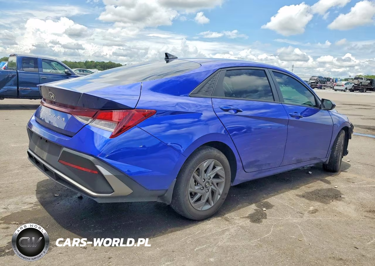 2024 Hyundai Elantra Sel VIN:KMHLM4DG4RU706356 - 3