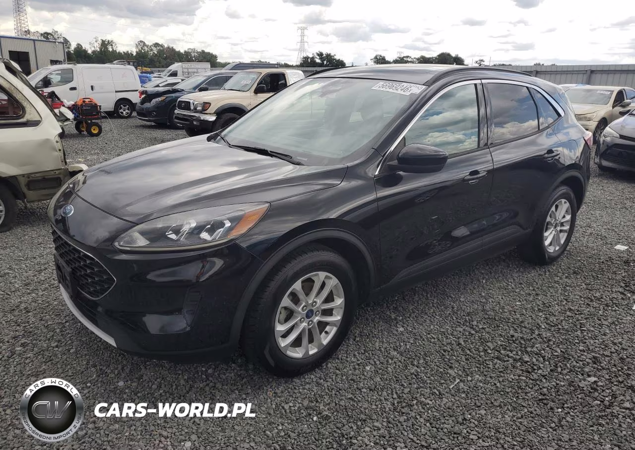 2020 Ford Escape Se