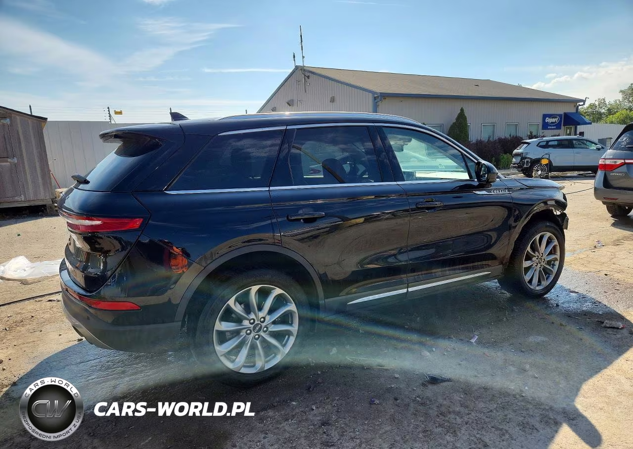 2022 Lincoln Corsair VIN:5LMCJ1D99NUL30267 - 3