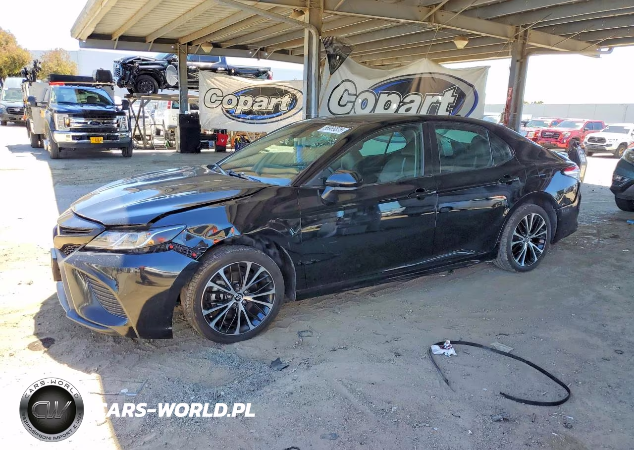 2020 Toyota Camry Se