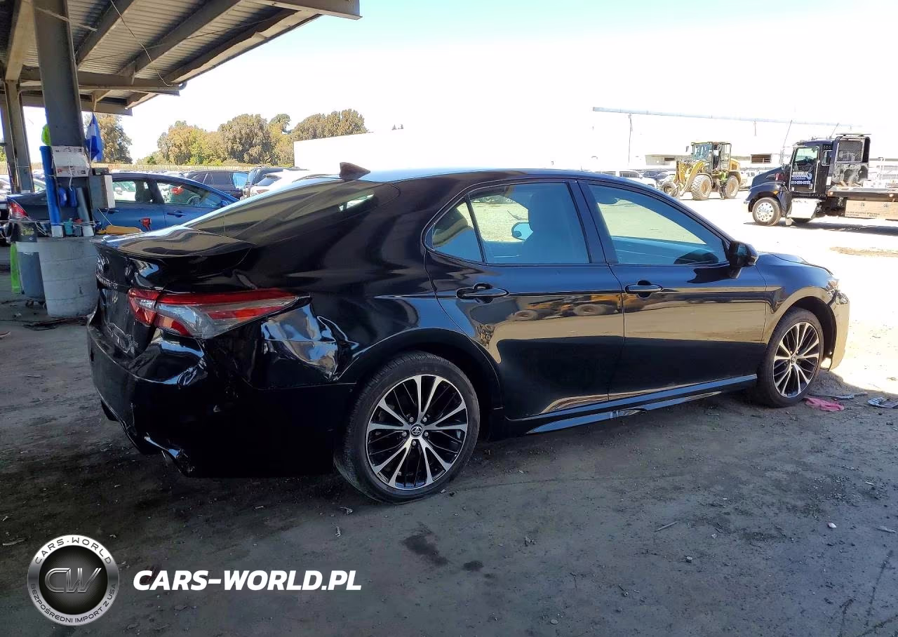 2020 Toyota Camry Se VIN:4T1G11AK7LU879233 - 3