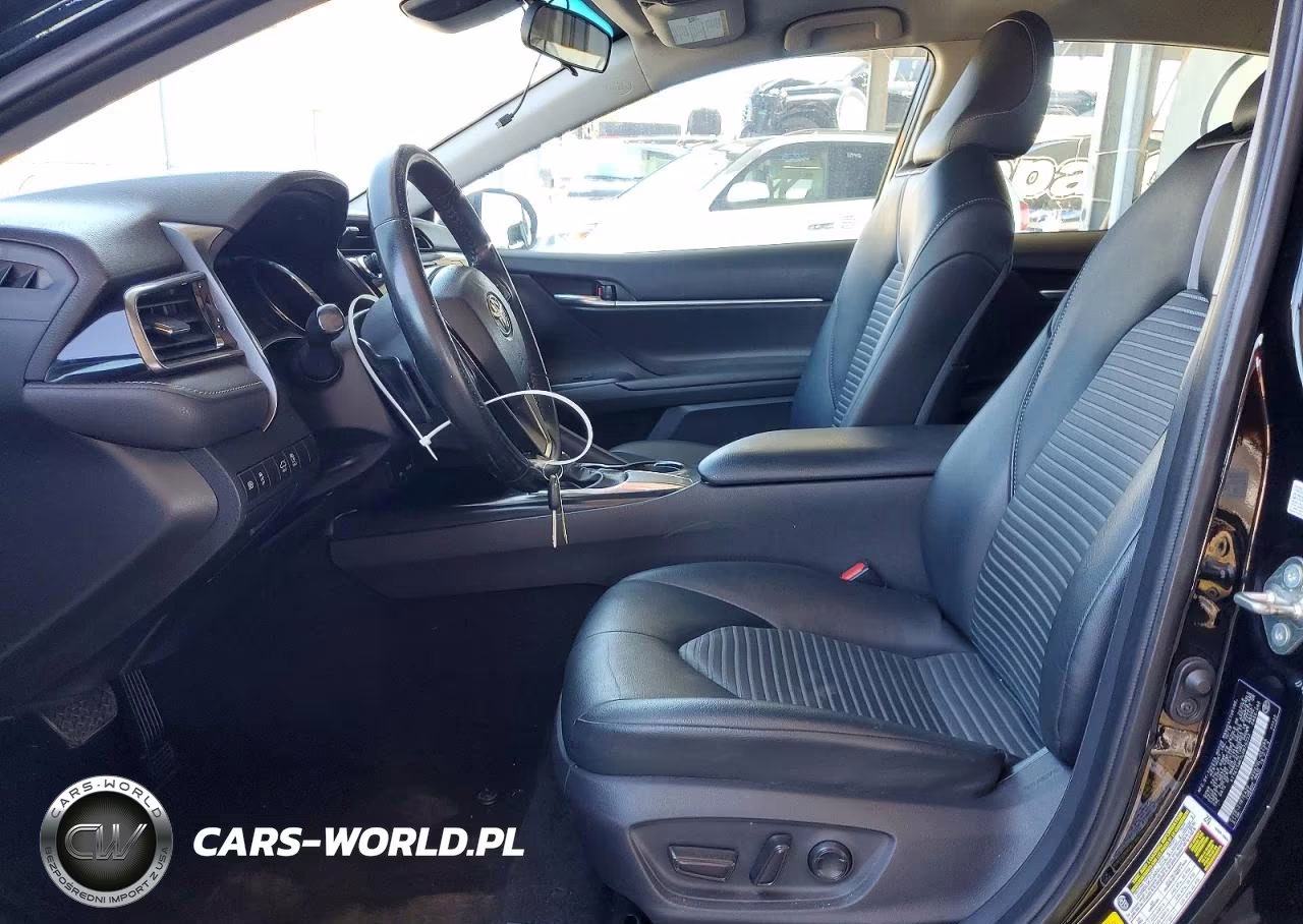 2020 Toyota Camry Se VIN:4T1G11AK7LU879233 - 7