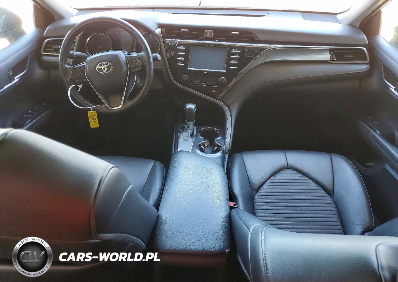 2020 Toyota Camry Se VIN:4T1G11AK7LU879233 - 8