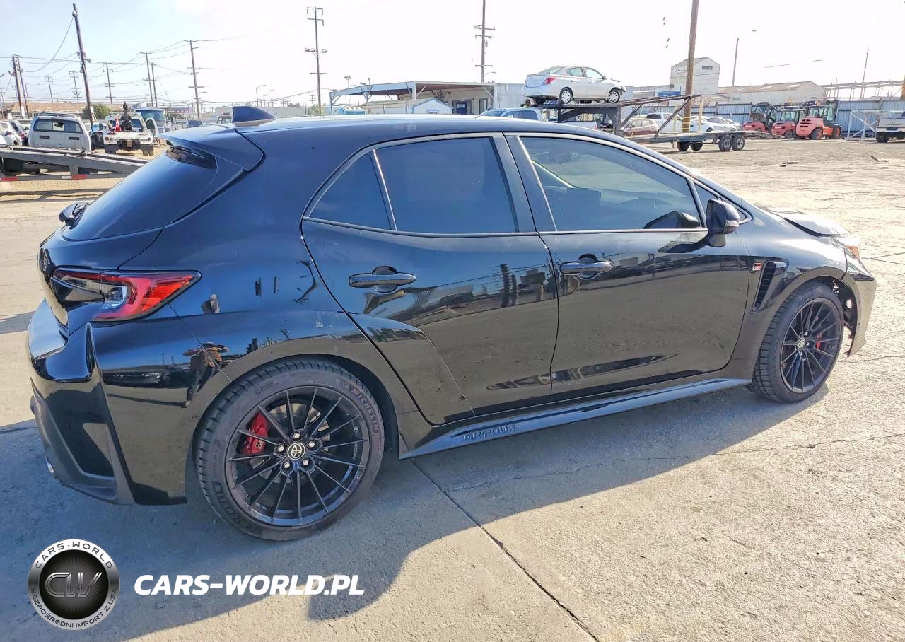 2024 Toyota Gr Corolla Core VIN:JTNABAAE2RA013351 - 3