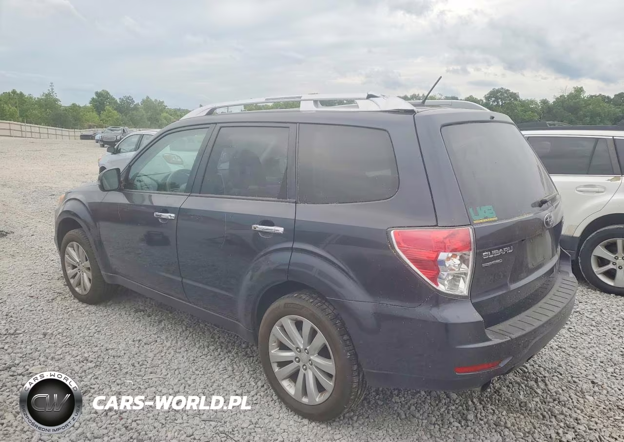 2011 Subaru Forester Touring VIN:JF2SHAGC4BH724674 - 2