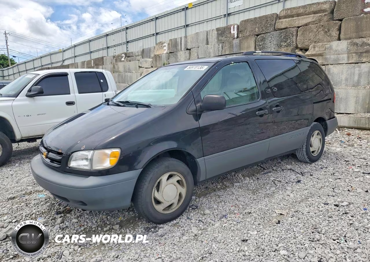 1998 Toyota Sienna Le