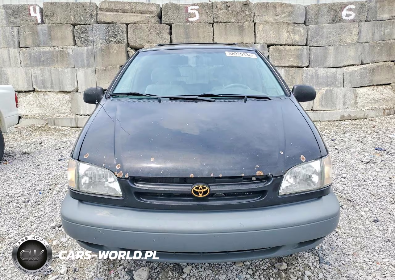 1998 Toyota Sienna Le VIN:4T3ZF13C5WU021805 - 5