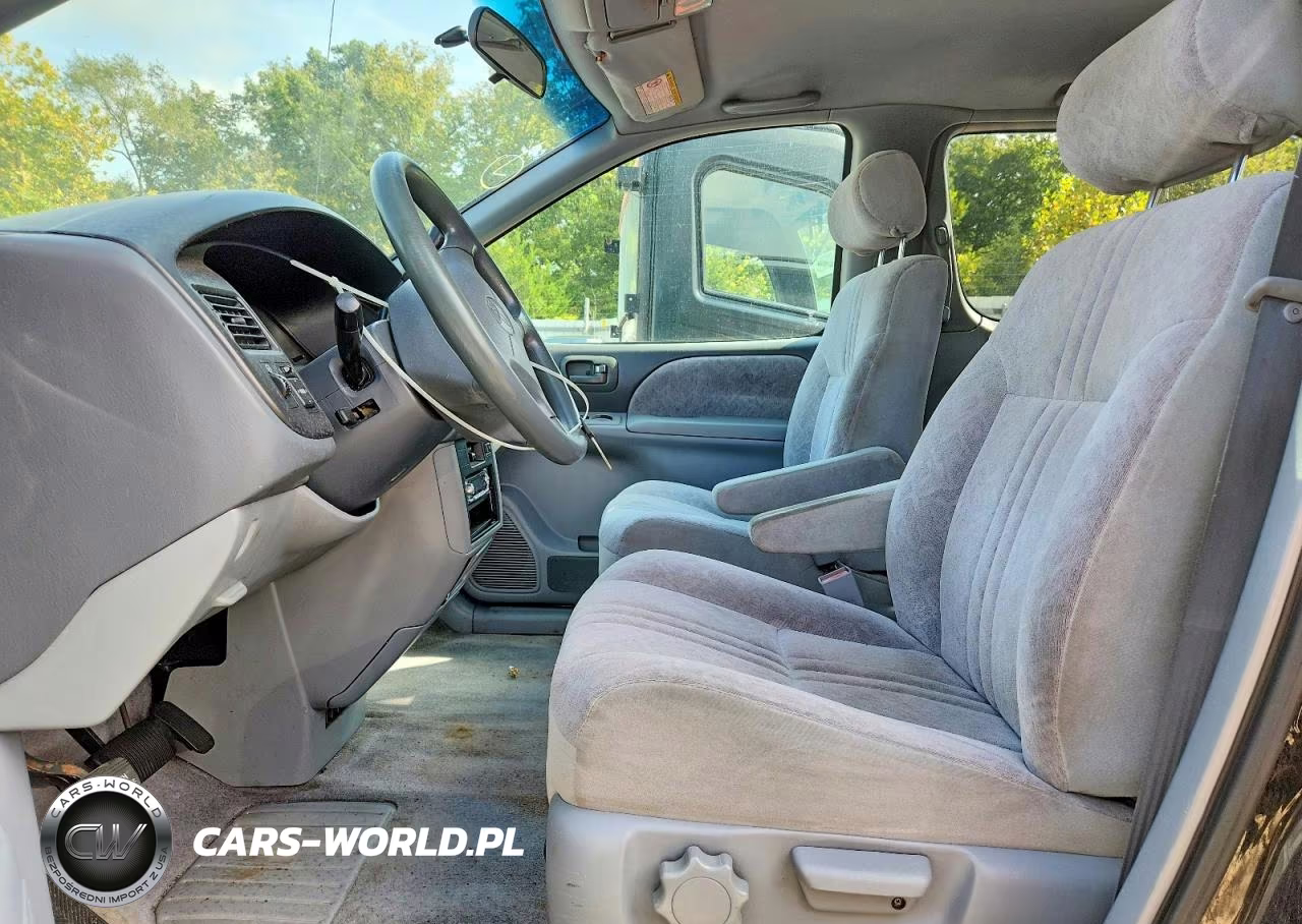 1998 Toyota Sienna Le VIN:4T3ZF13C5WU021805 - 7