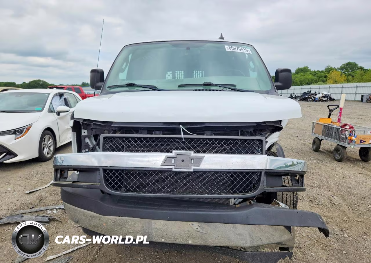 2019 Chevrolet Express G2500 VIN:1GCWGAFP5K1246930 - 5
