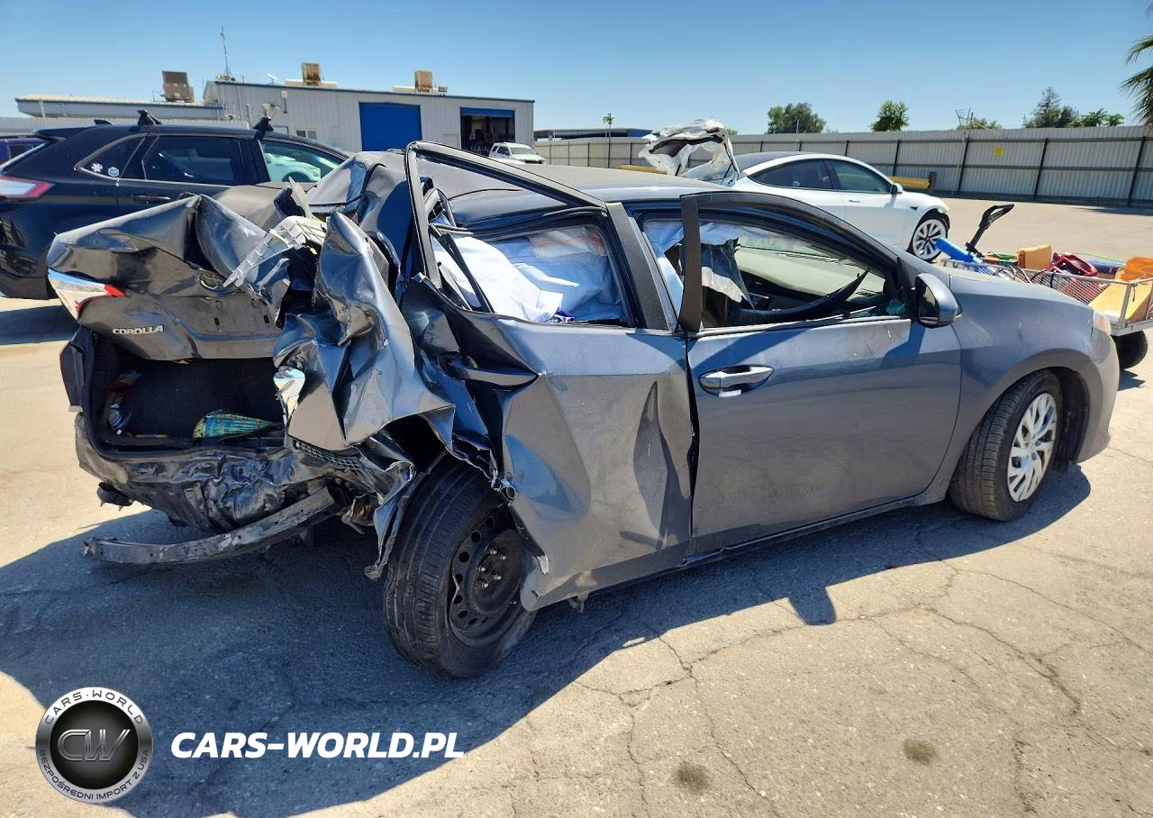 2017 Toyota Corolla Le VIN:2T1BURHE8HC861767 - 3