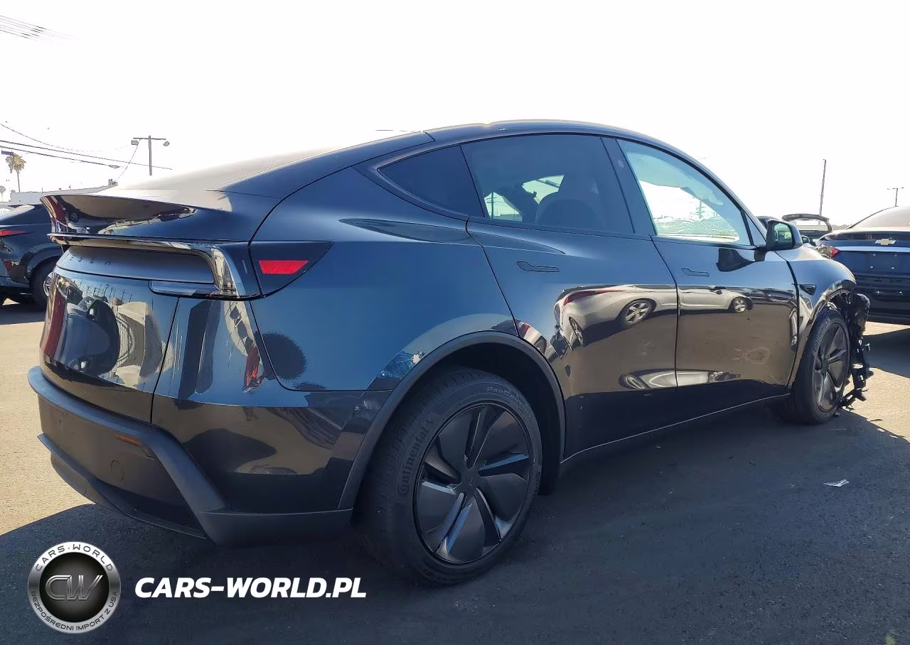 2026 Tesla Model Y VIN:7SAYGDED4TF596093 - 3