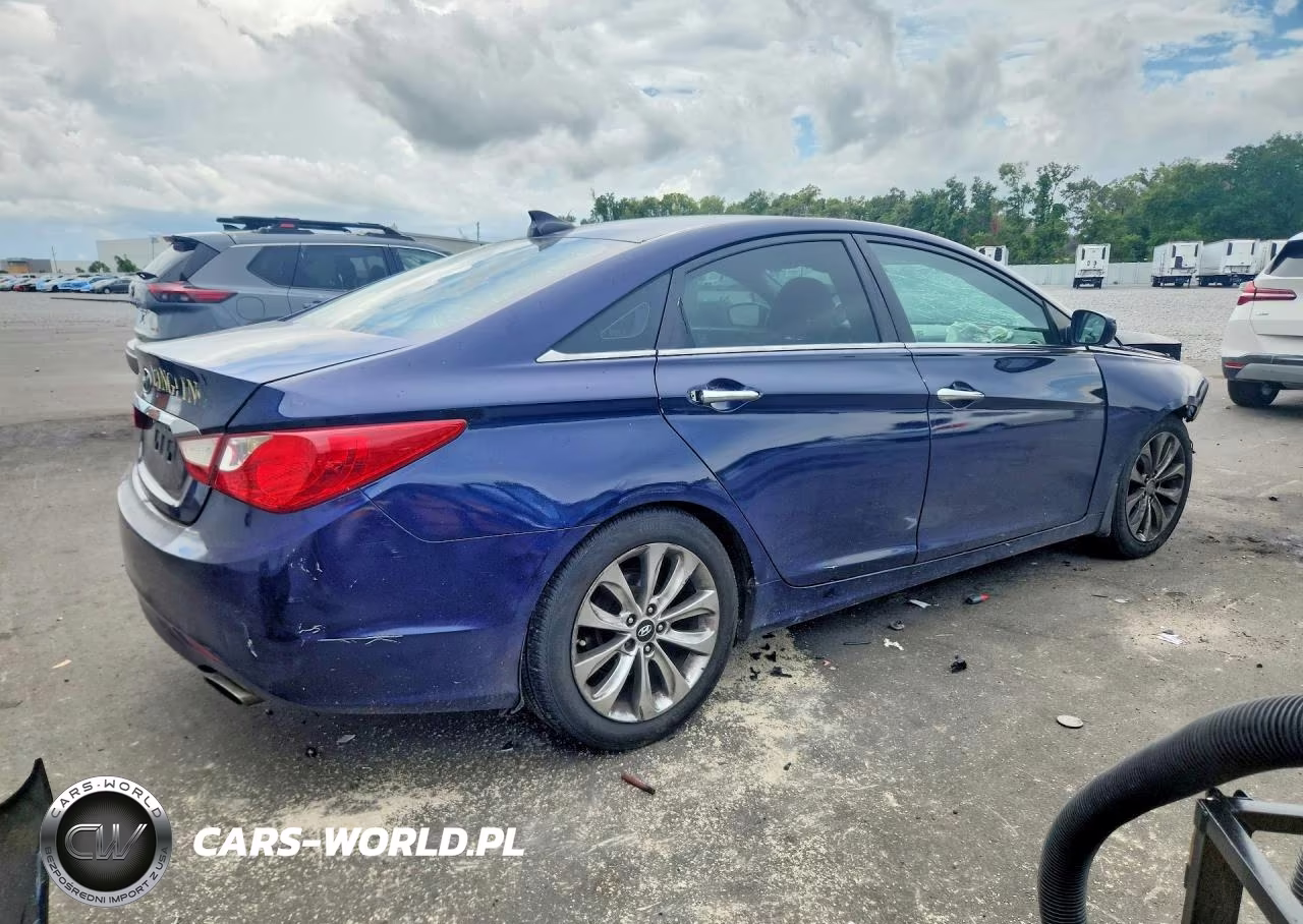 2012 Hyundai Sonata VIN:5NPEC4AC7CH420326 - 3