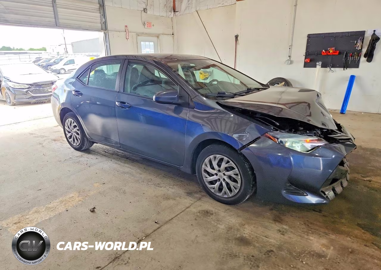 2019 Toyota Corolla Le VIN:2T1BURHE9KC178693 - 4