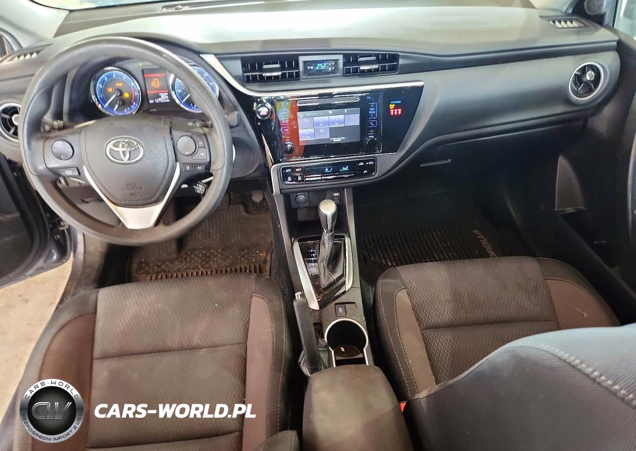 2019 Toyota Corolla Le VIN:2T1BURHE9KC178693 - 8