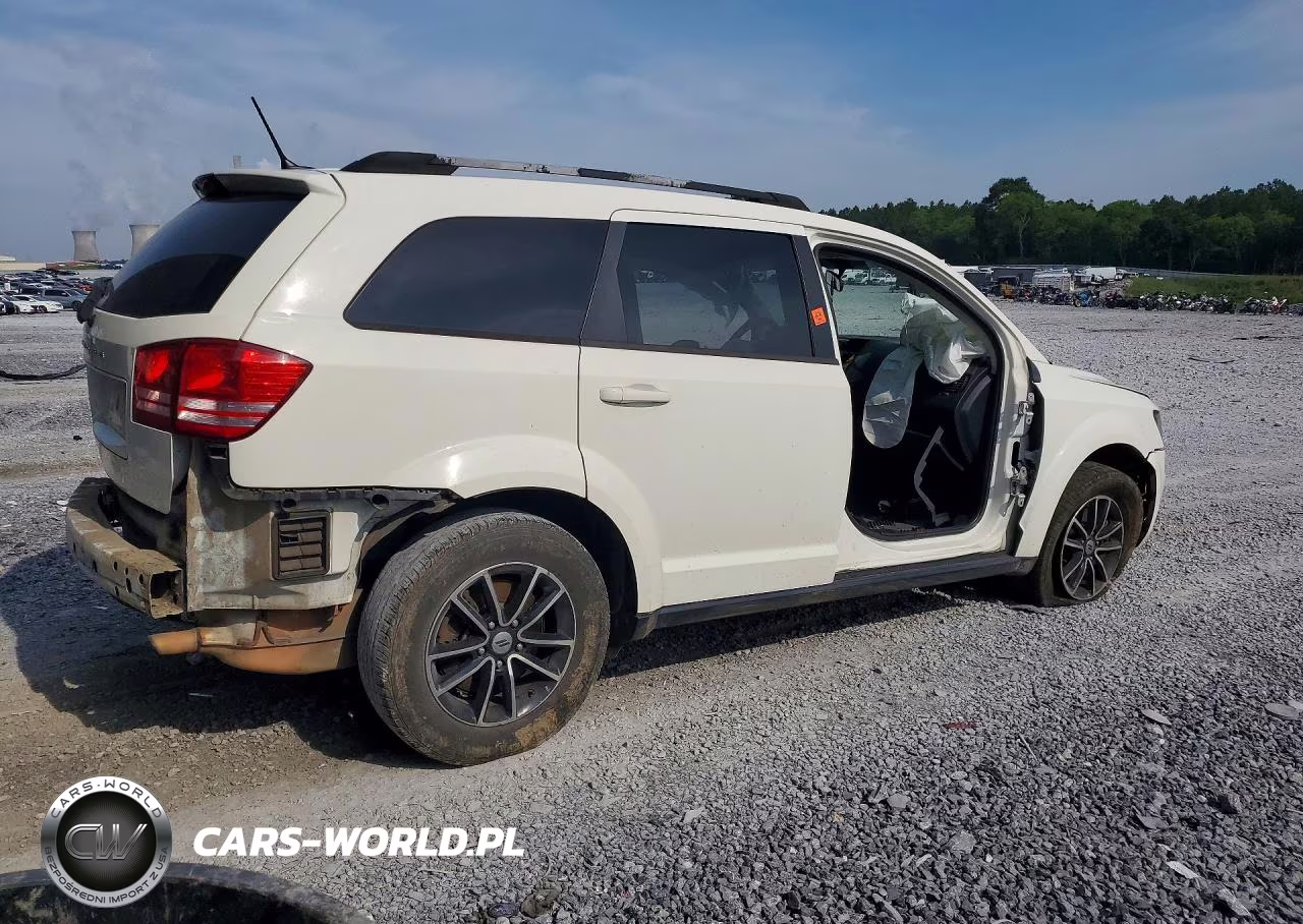 2018 Dodge Journey Se VIN:3C4PDCAB2JT309767 - 3