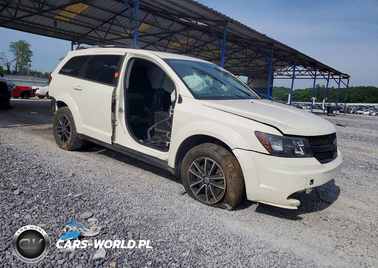 2018 Dodge Journey Se VIN:3C4PDCAB2JT309767 - 4