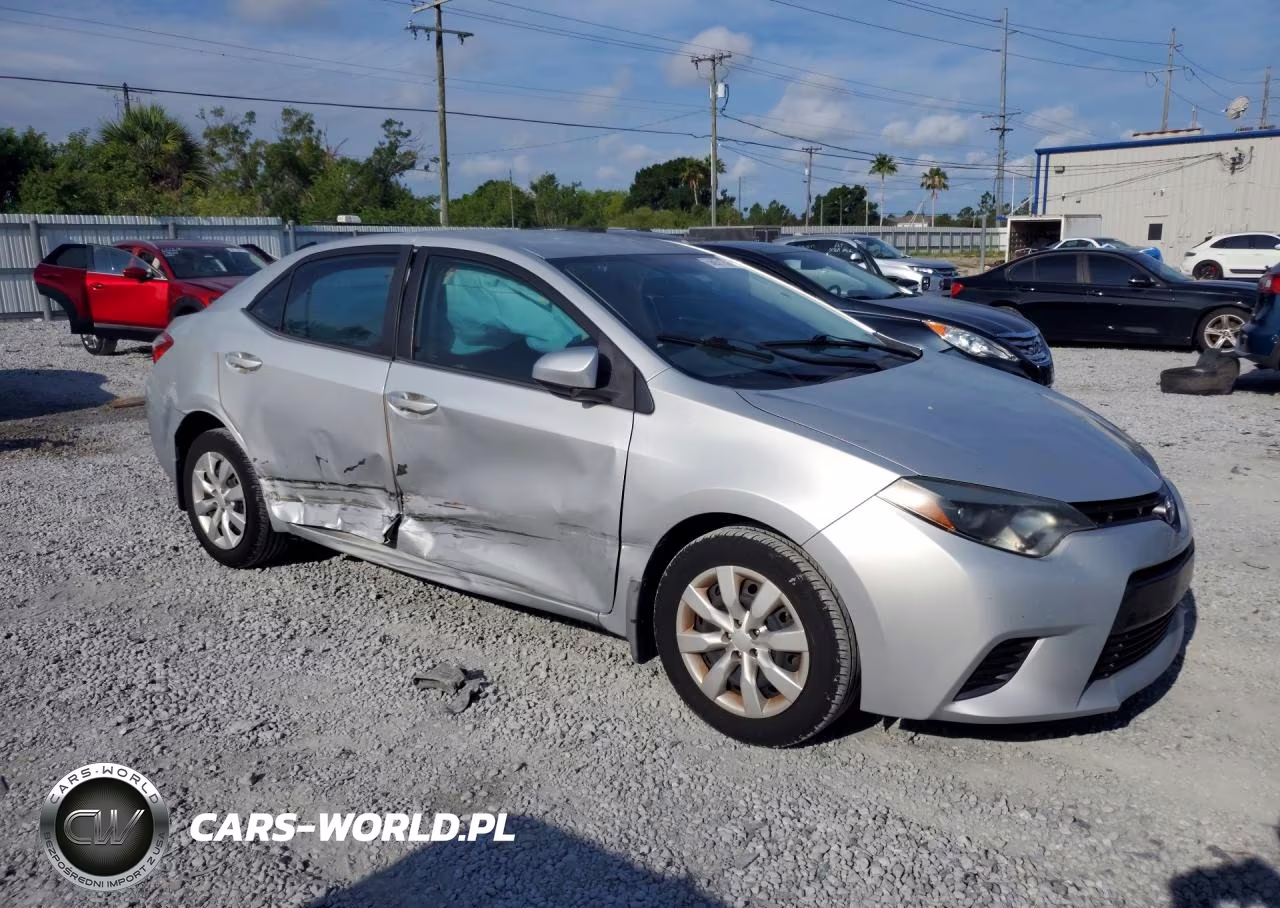 2016 Toyota Corolla Le VIN:2T1BURHE1GC516630 - 4