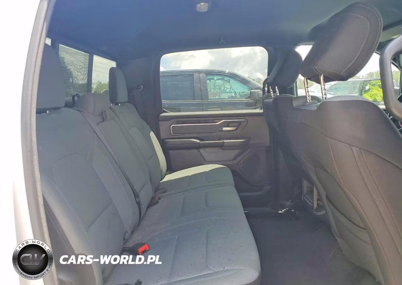 2022 Ram 1500 Big Horn VIN:1C6SRFFT0NN363161 - 10