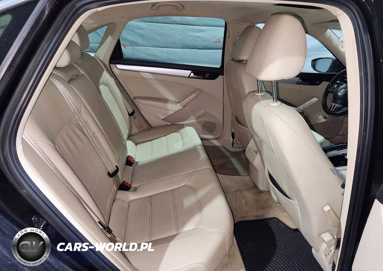 2012 Volkswagen Passat Se VIN:1VWBP7A33CC071764 - 10