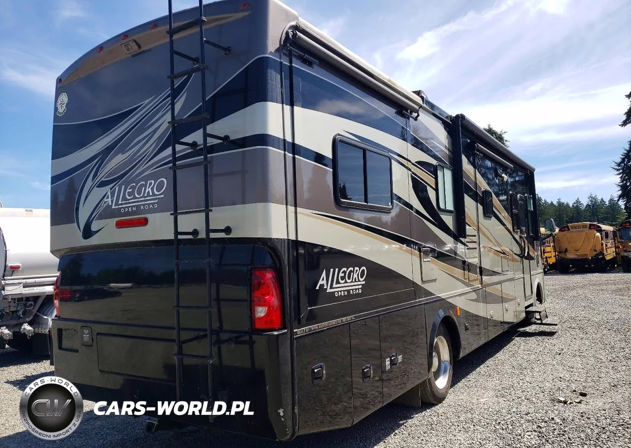 2011 Ford F53 VIN:1F66F5DYXB0A10062 - 4