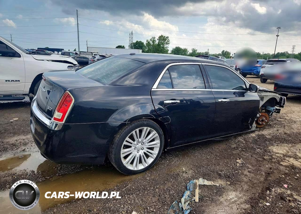 2012 Chrysler 300 Limited VIN:2C3CCACG6CH115550 - 3
