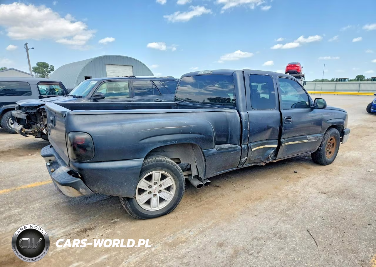 2003 Chevrolet Silverado C1500 VIN:1GCEC19T03Z323528 - 3