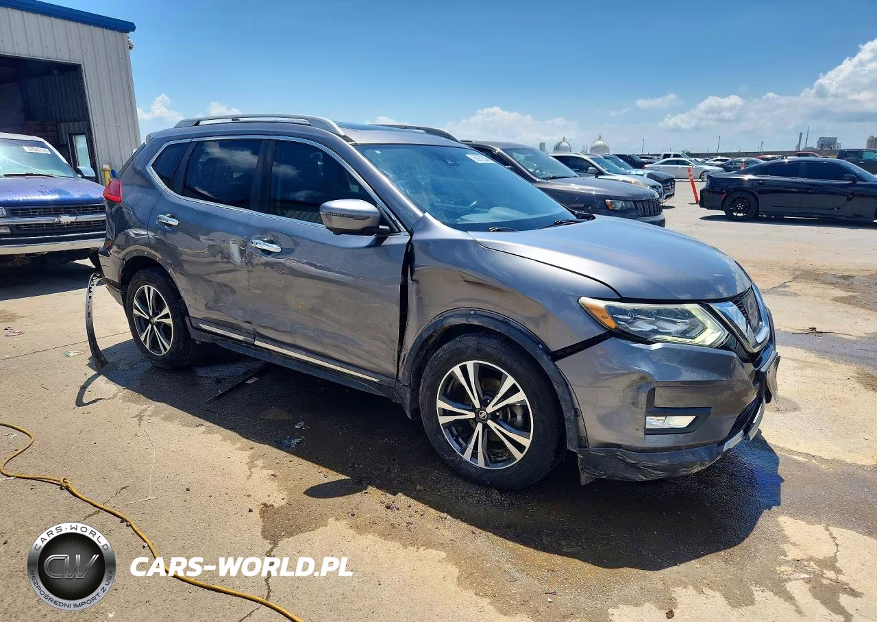 2017 Nissan Rogue Sl VIN:5N1AT2MT9HC738641 - 4
