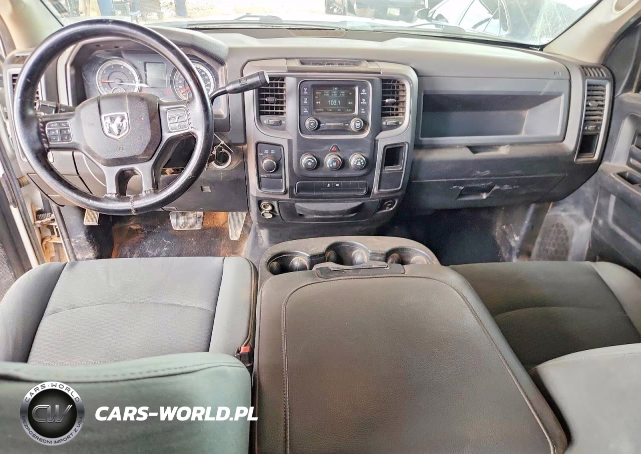 2018 Ram 2500 St VIN:3C6UR5HJ3JG359459 - 8