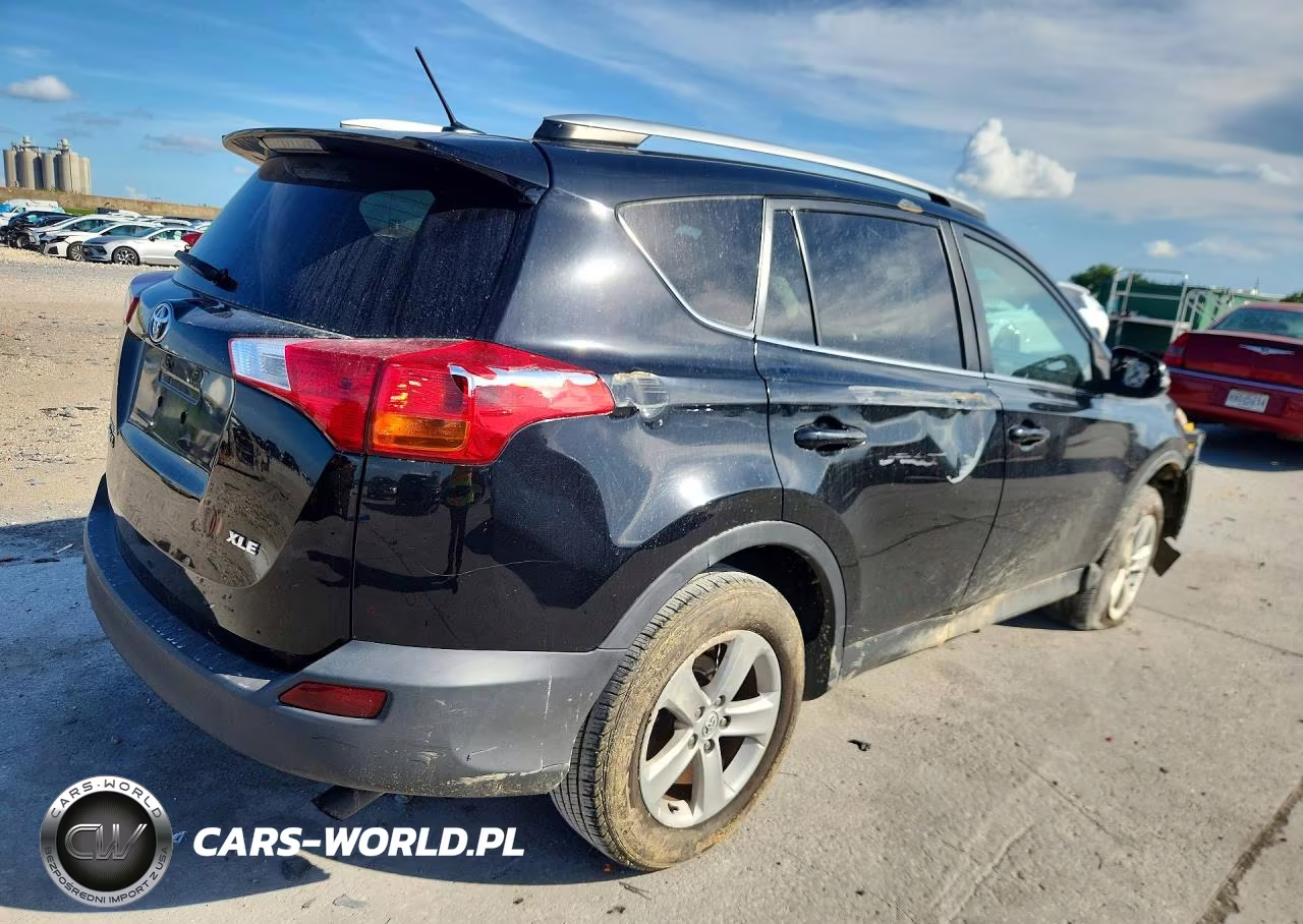 2014 Toyota Rav4 Xle VIN:2T3WFREV8EW074318 - 3