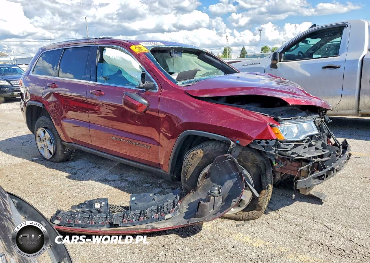 2017 Jeep Grand Cherokee Laredo VIN:1C4RJFAG2HC802417 - 4