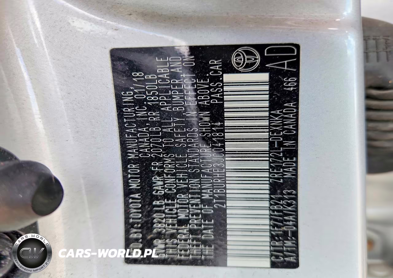 2018 Toyota Corolla Le VIN:2T1BURHE3JC041814 - 12