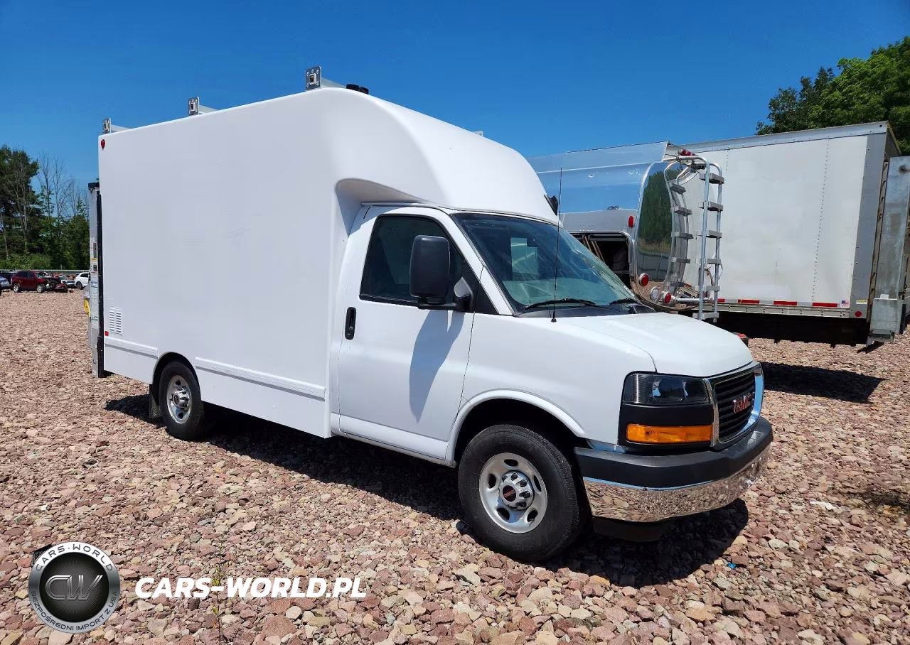 2024 GMC Savana Delivery Truck VIN:7GZ07RF78RN002361 - 4