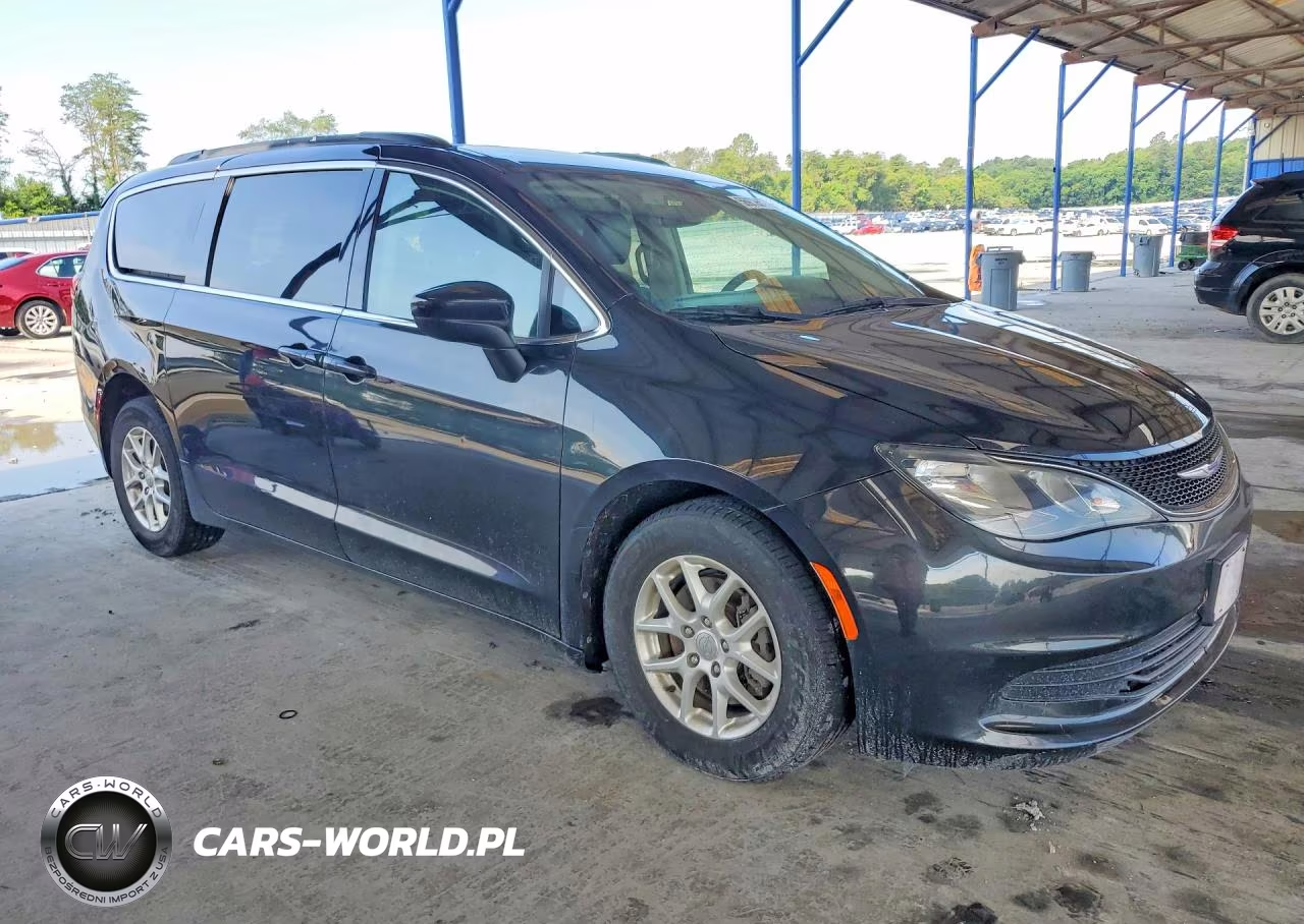 2020 Chrysler Voyager Lxi VIN:2C4RC1DG0LR147070 - 4