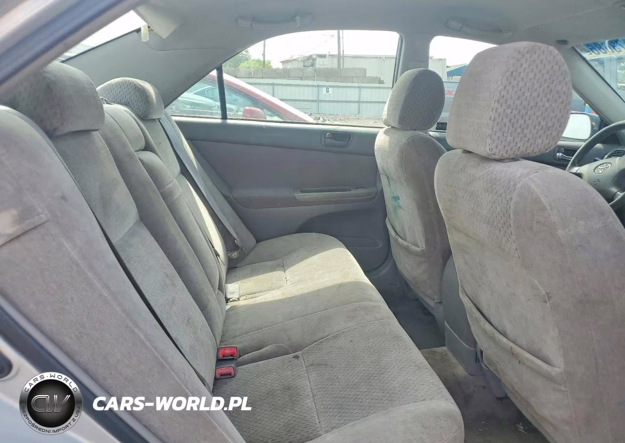 2002 Toyota Camry Le VIN:4T1BE32K92U091612 - 10