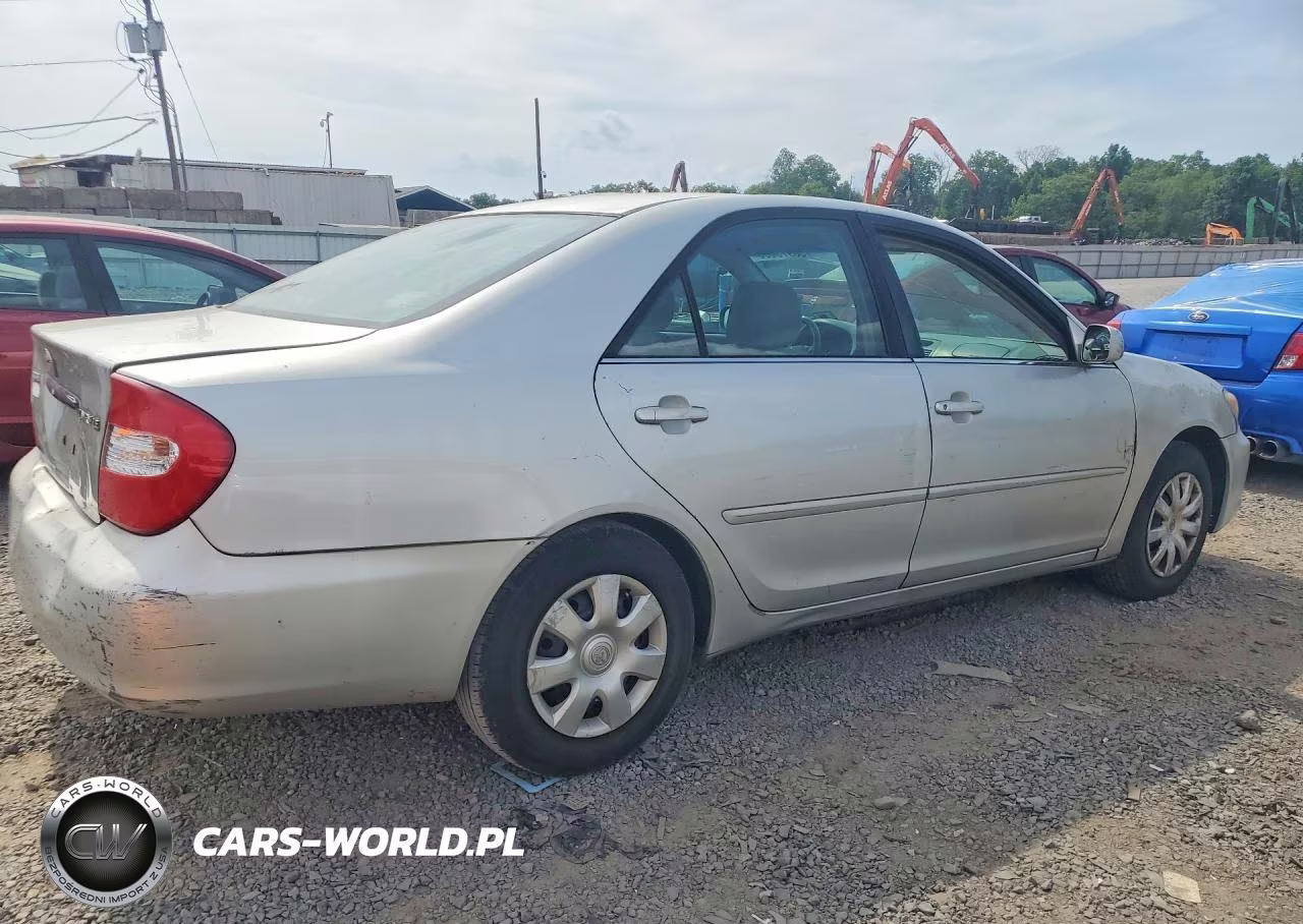 2002 Toyota Camry Le VIN:4T1BE32K92U091612 - 3