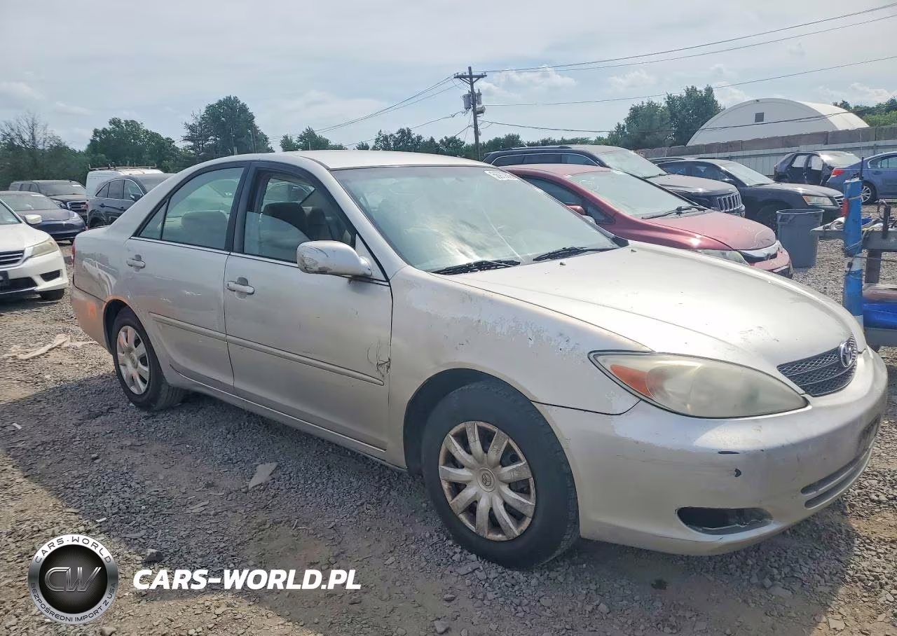 2002 Toyota Camry Le VIN:4T1BE32K92U091612 - 4