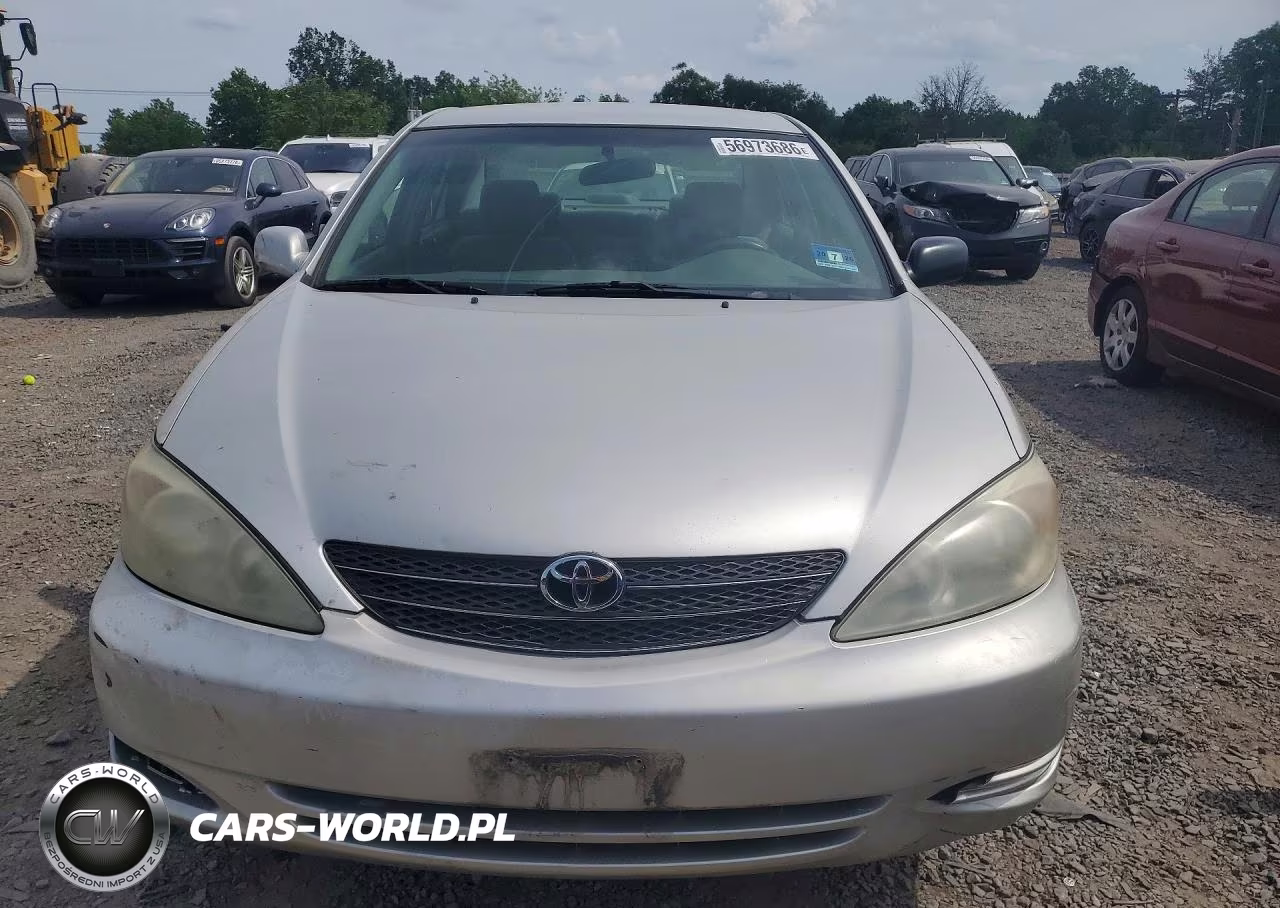 2002 Toyota Camry Le VIN:4T1BE32K92U091612 - 5
