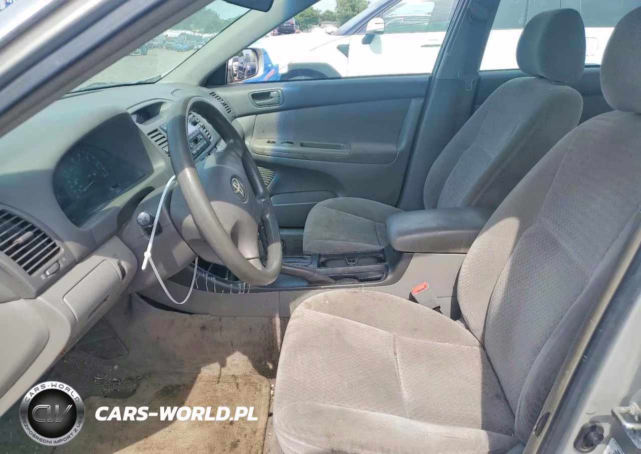 2002 Toyota Camry Le VIN:4T1BE32K92U091612 - 7