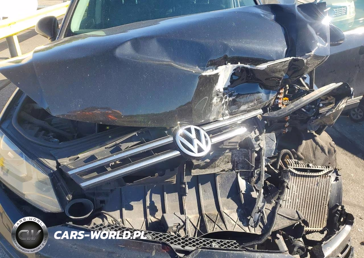 2013 Volkswagen Touareg V6 Tdi VIN:WVGEP9BP7DD007568 - 12