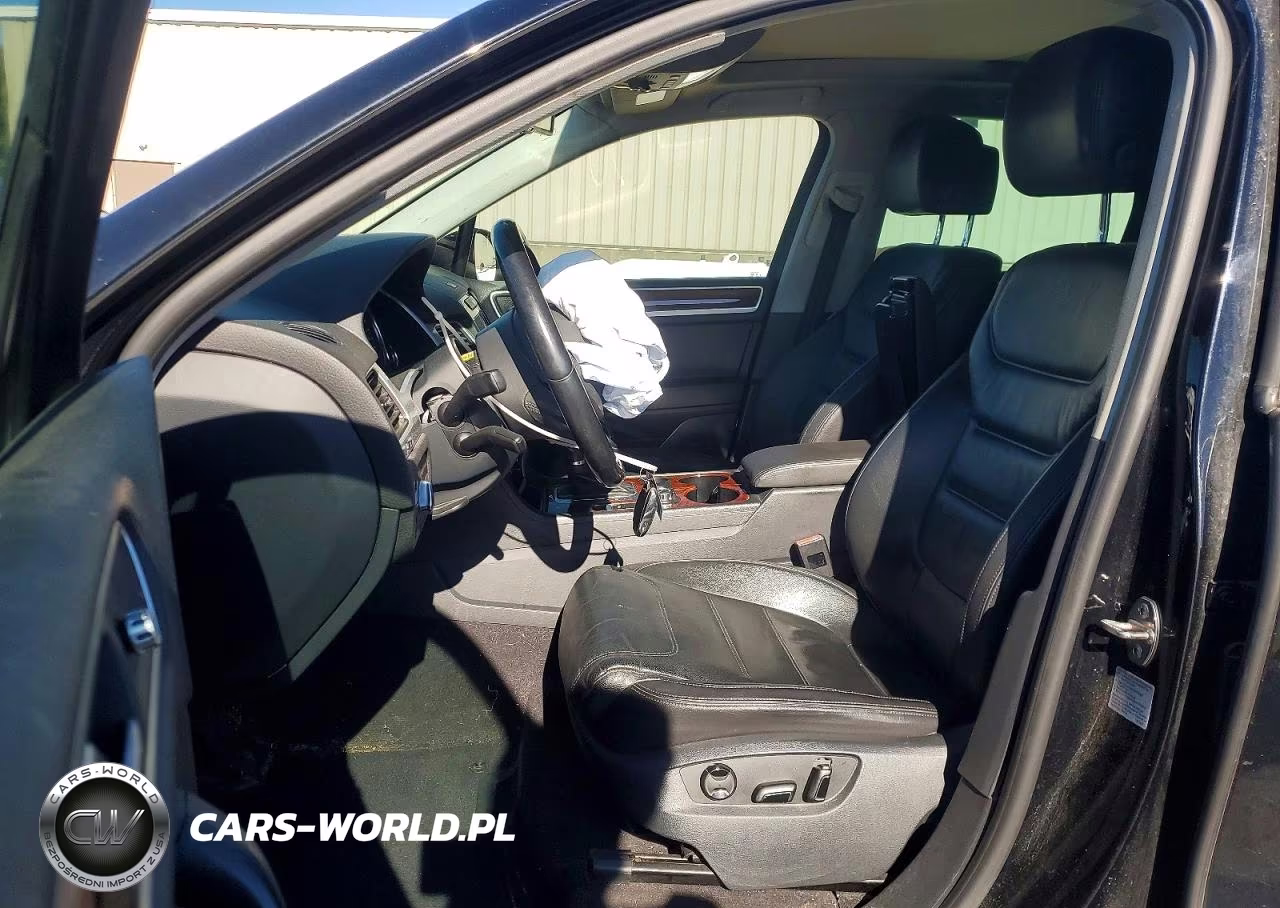 2013 Volkswagen Touareg V6 Tdi VIN:WVGEP9BP7DD007568 - 7