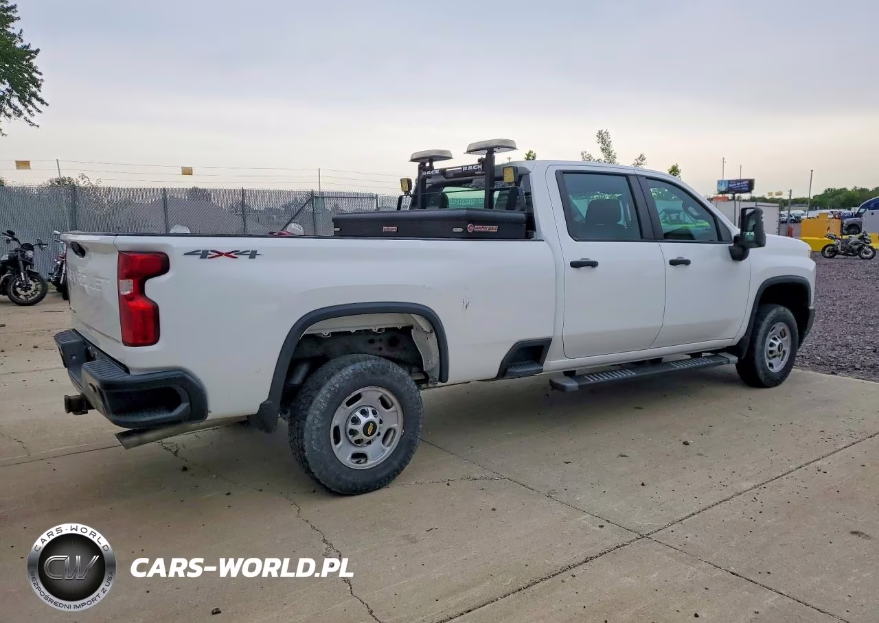 2020 Chevrolet Silverado K2500 Heavy Duty VIN:1GC4YLE75LF252622 - 3