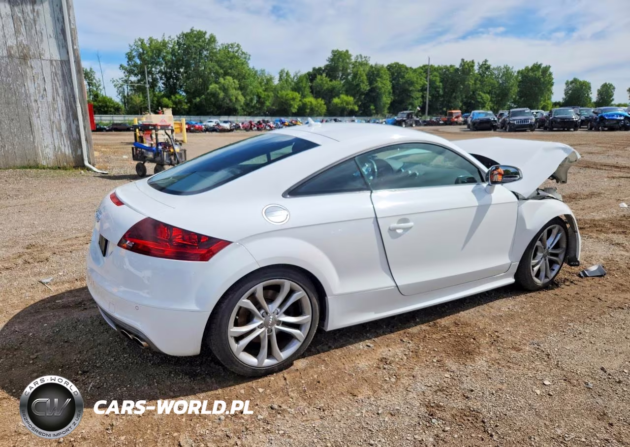 2009 Audi Tts VIN:TRUUF38J891021996 - 3