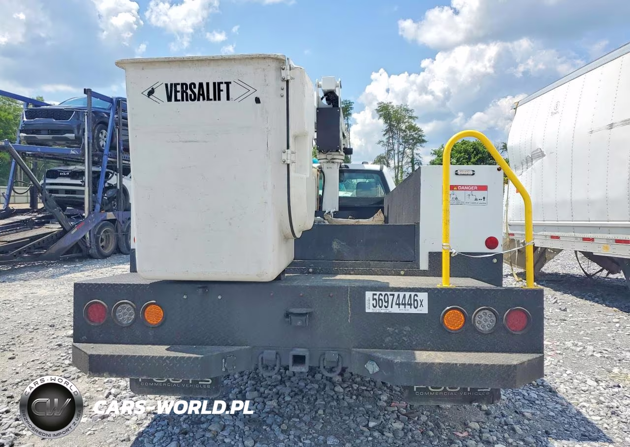 2023 Ford F550 Super Duty Bucket Truck VIN:1FDUF5GTXPDA14435 - 6