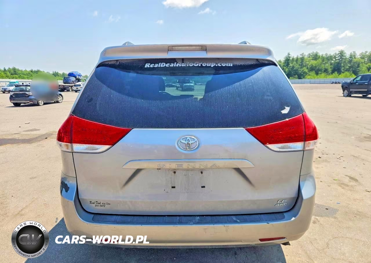 2013 Toyota Sienna Le VIN:5TDJK3DC2DS051748 - 6