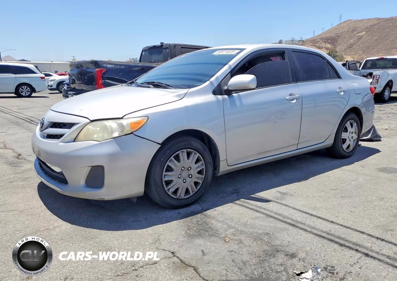 2011 Toyota Corolla Le – zdjęcie 1 z 12