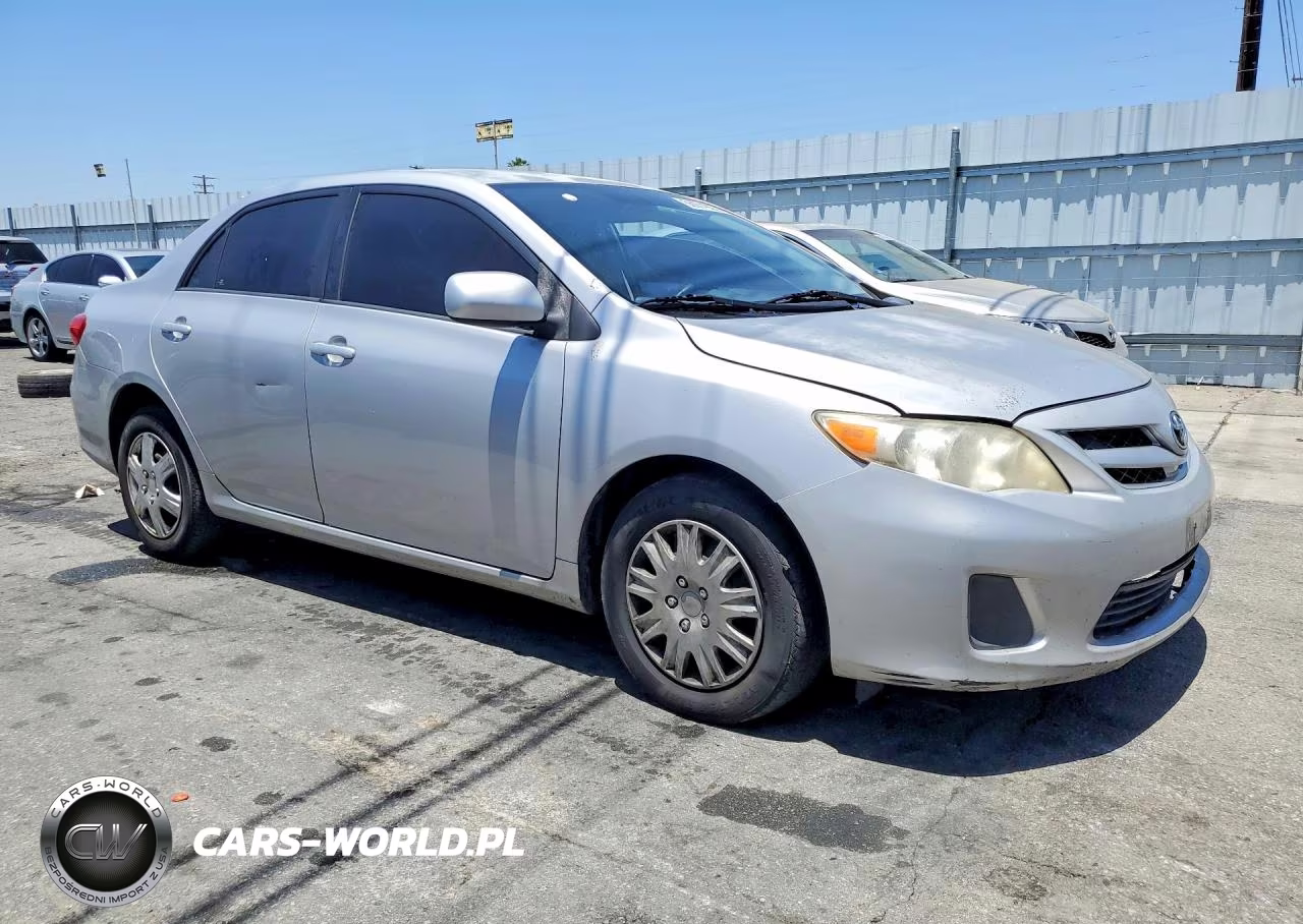 2011 Toyota Corolla Le VIN:2T1BU4EE0BC587916 - 4